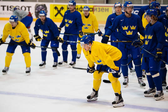 William Nylander på Sveriges ishockeylandslags träning