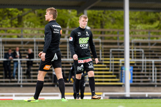 Varbergs Anton Liljenbäck före fotbollsmatchen i