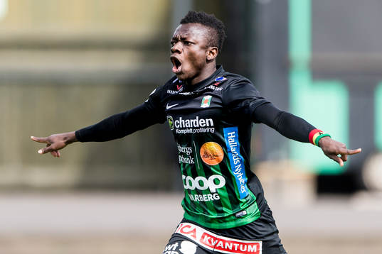 Bläddra bland fler bilder av Fotboll, Superettan, Varberg - Norrby