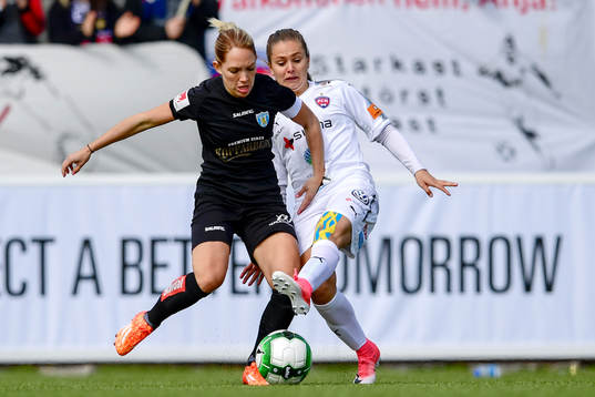 Göteborgs Elin Rubensson och Rosengårds Lieke Martens