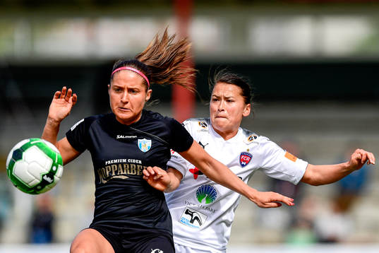 Bläddra bland fler bilder av Fotboll, Damallsvenskan, FC Rosengård - Kopparbergs/Göteborg FC