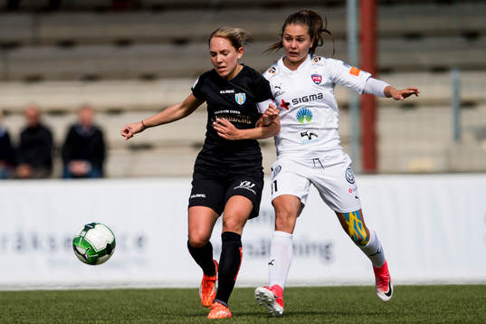 Göteborgs Elin Rubensson och Rosengårds Lieke Martens