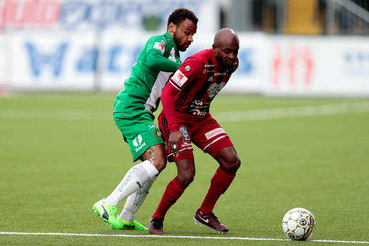 Östersunds Fouad Bachirou och Hammarbys Serge-Junior