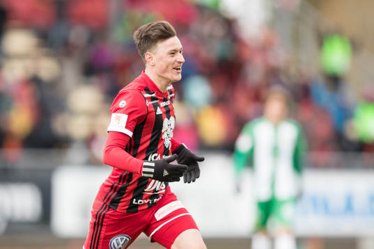 Östersunds Jamie Hopcutt jublar