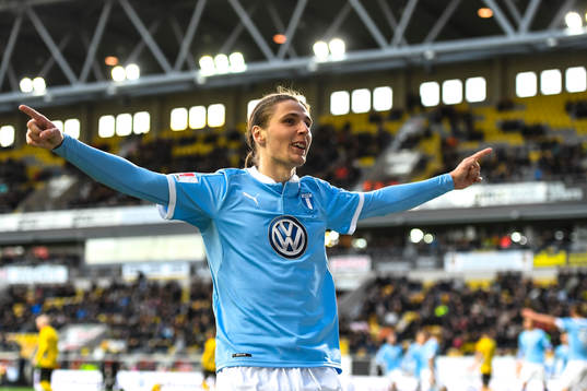 Malmö FFs Pawel Cibicki jublar