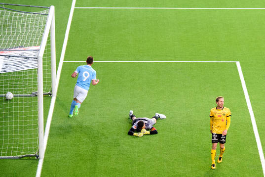 Malmö FFs Markus Rosenberg jublar