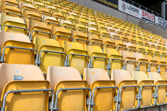Läktarstolar på Borås arena