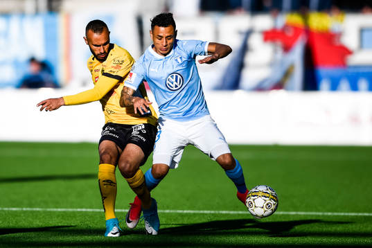 Elfsborgs Issam Jebali och Malmö FFs Yoshimar Yotún