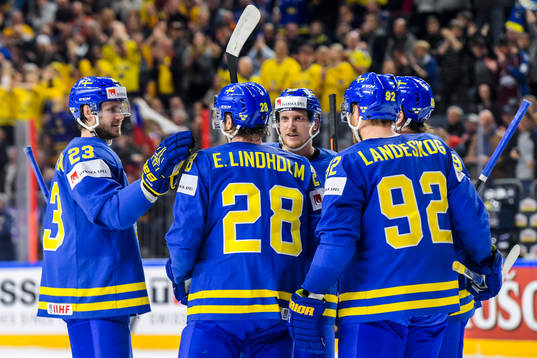Sveriges Oliver Ekman Larsson , Elias Lindholm , Jonas
