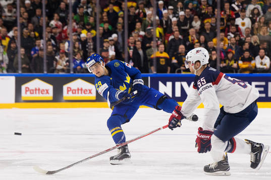 s Noah Hanifin