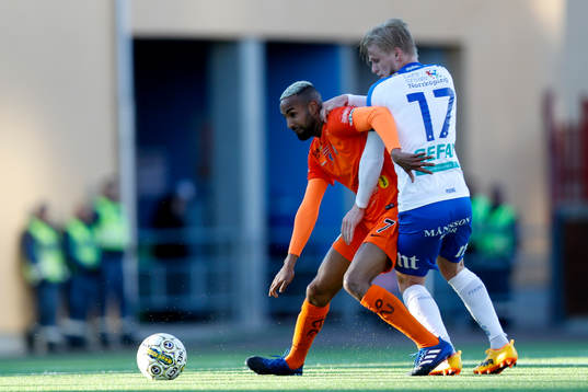 AFC Eskilstunas Ferid Ali och Norrköpings Kalle Holmberg