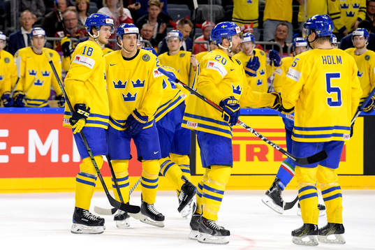 Sveriges Dennis Everberg, Jonas Brodin, Joel Lundqvist och