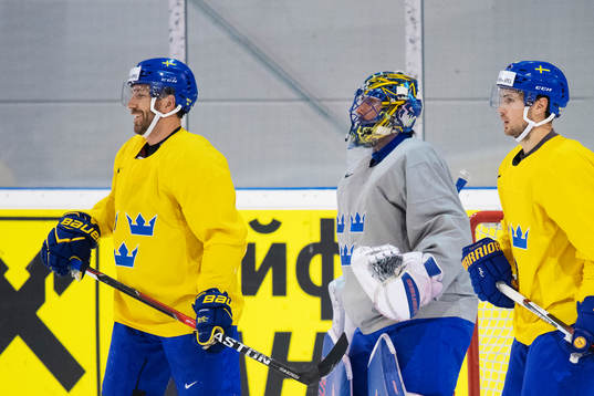 Joel Lundqvist, målvakt Henrik Lundqvist och Marcus