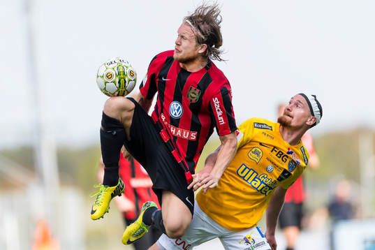Brommapojkarnas Anders Bååth och Falkenbergs Christoffer
