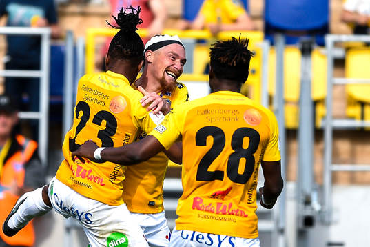 Falkenbergs Christoffer Carlsson jublar