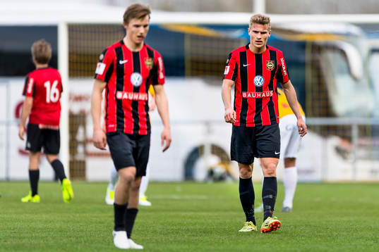 Brommapojkarnas Carl Starfelt deppar