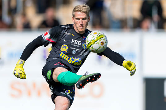 Falkenbergs målvakt Hampus Nilsson