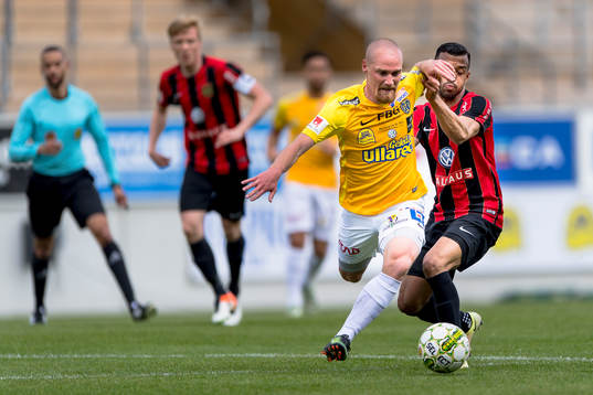 Falkenbergs Christoffer Carlsson