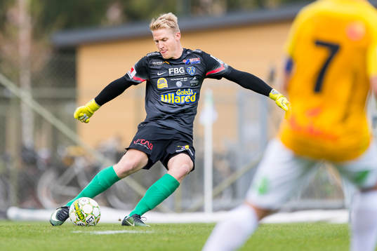 Falkenbergs målvakt Hampus Nilsson