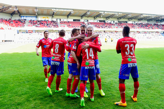 Helsingborgs spelare jublar