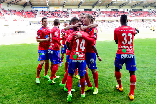 Helsingborgs spelare jublar