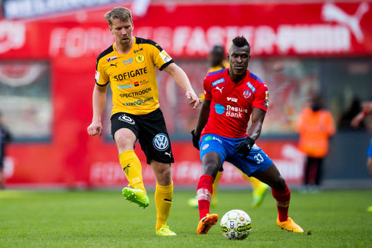 Frejs Joakim Runnemo och Helsingborgs Edwin Gyimah