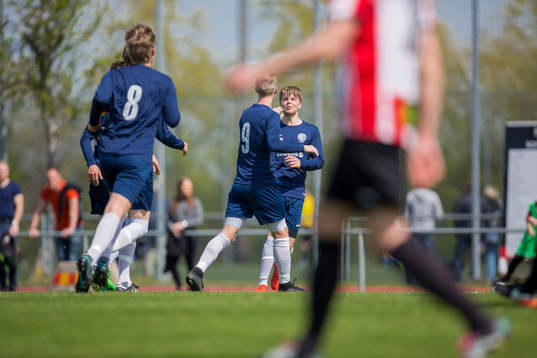 Nikes spelare jublar