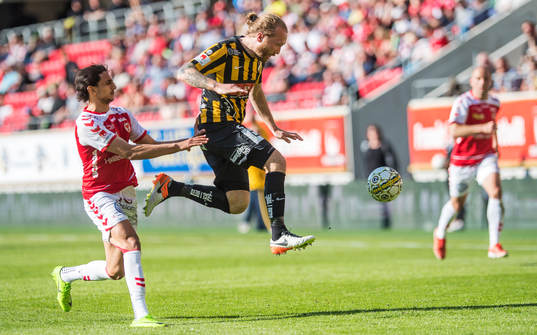 Kalmars Mahmoud Eid  och Häckens Emil Wahlström