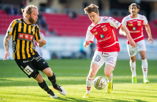Kalmars Carl Johansson och Häckens Emil Wahlström