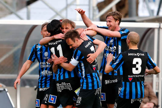 Sirius spelare jublar