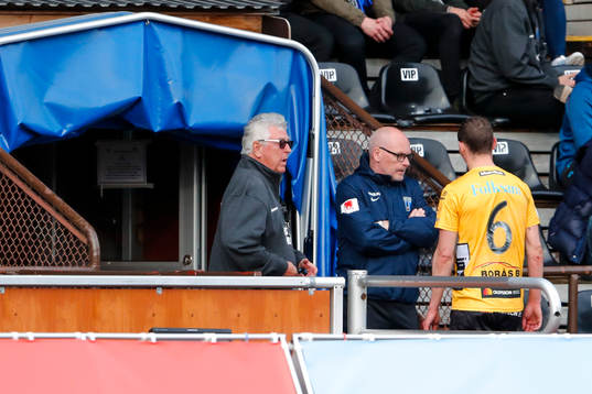 Elfsborgs Jon Jönsson lämnar planen
