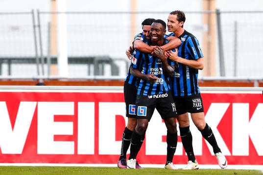 Bläddra bland fler bilder av Fotboll, Allsvenskan, Sirius - Elfsborg