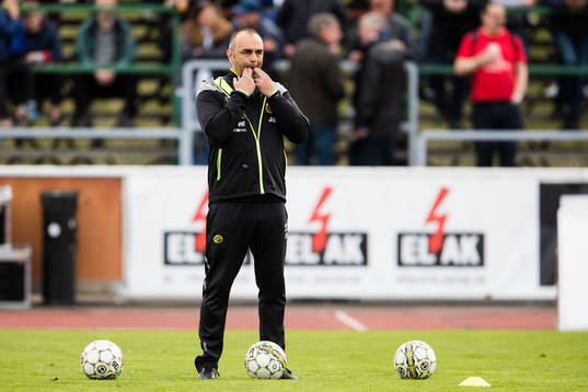 Elfsborgs tränare Jan Mian innan fotbollsmatchen i