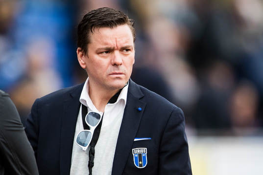 Sirius klubbchef Michael Lundgren innan fotbollsmatchen i