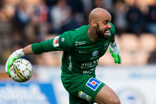 Sirius målvakt Joshua Wicks