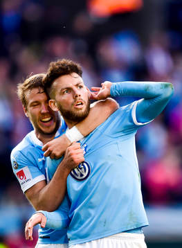 Malmö FFs Anton Tinnerholm och Erdal Rakip jublar