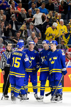 Sveriges Oscar Lindberg, Nicklas Bäckström , John