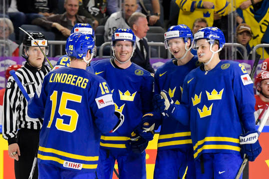 Sveriges Oscar Lindberg, Nicklas Bäckström , John