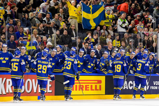 Sveriges Oscar Lindberg, Nicklas Bäckström , John