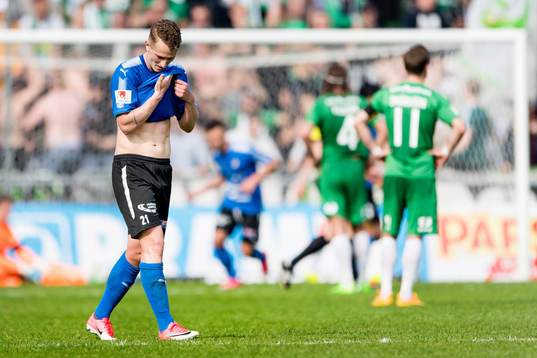 Hammarbys Halmstads Andreas Bengtsson deppar