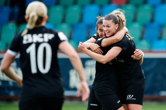 Bläddra bland fler bilder av Fotboll, Damallsvenskan, Kopparbergs/Göteborg FC - Piteå