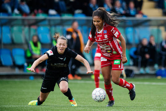 Göteborgs Elin Landström faller
