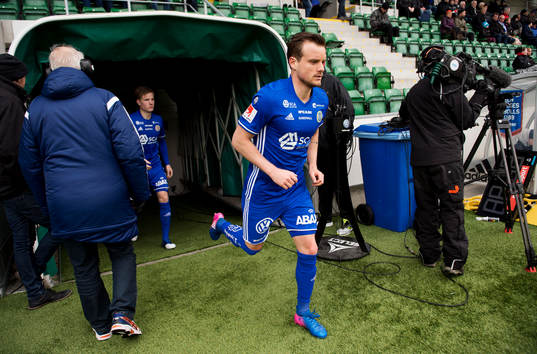 Sundsvalls Eric Larsson springer in på plan