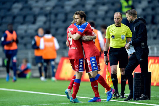 IFK Göteborgs Tobias Hysen byts in och ut går Elias Mar