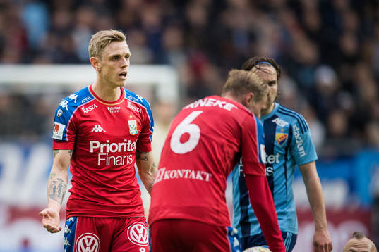 IFK Göteborgs Sören Rieks reagerar