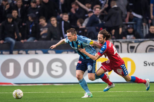 Djurgårdens Kim Källström och IFK Göteborgs Mikkel