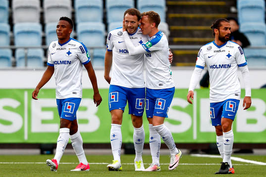 Norrköpings Jon Gudni Fjoluson jublar