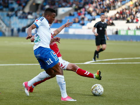 Norrköpings Niclas Eliasson och Kalmars Romario Pereira