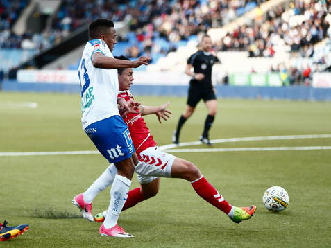 Norrköpings Niclas Eliasson och Kalmars Romario Pereira