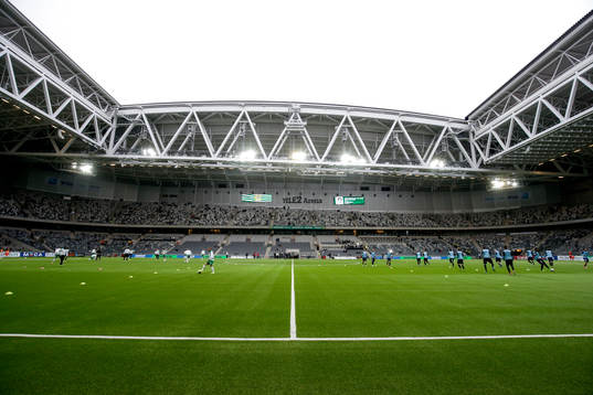 Spelarna v'ärmer upp